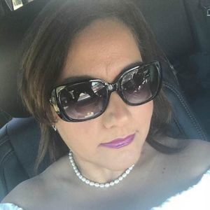 Meet your Posher, Gabriela